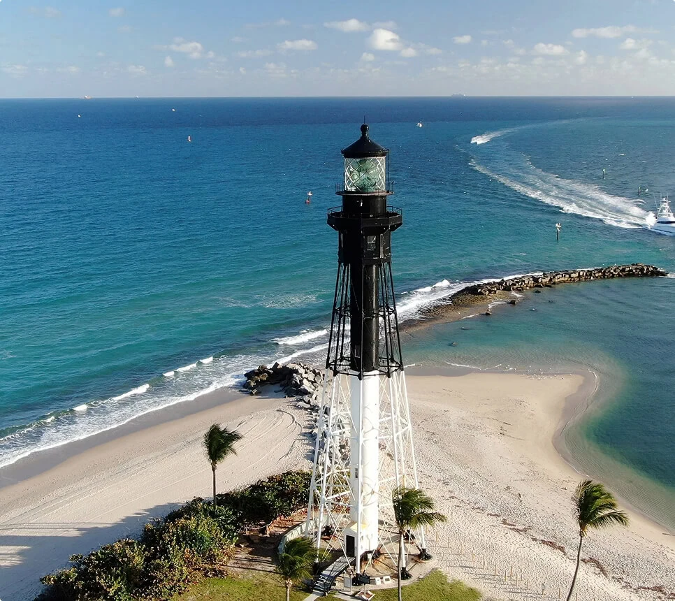 Boca Raton vein treatment center near ocean, symbolizing clear vein health.