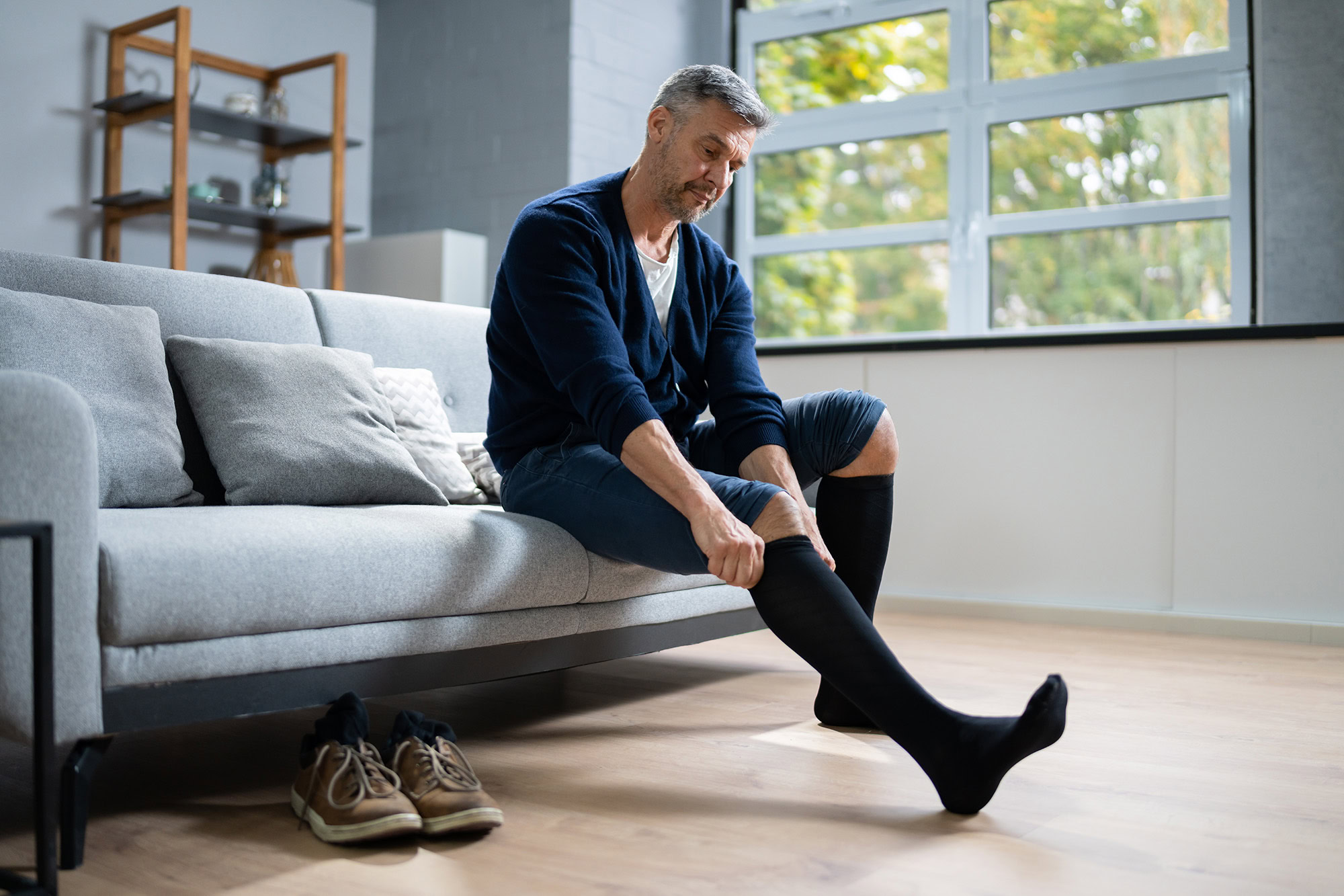 Compression stockings may help reduce swelling and support healthy blood circulation in the legs.